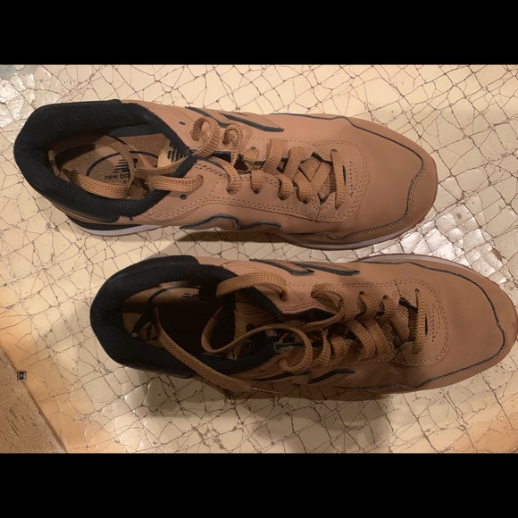 New Balance - Picture 5 of 5